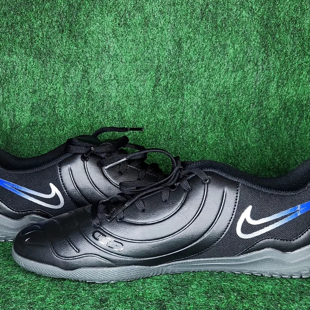 NIKE TIEMPO LEGEND 10 CLUB IC 